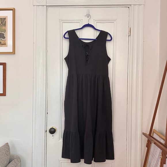 Tradlands Birdie Sleeveless Dress - Crinkle Cotton Black - Small - Picture 3 of 7